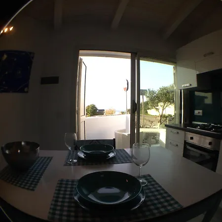 La Perla Sardasolemare Ferienhaus