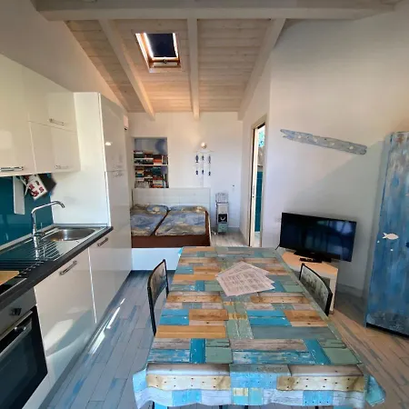 La Perla Sardasolemare Ferienhaus
